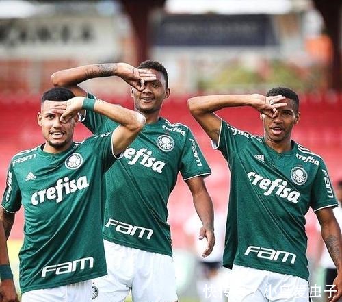 他都在不断 他都在不断