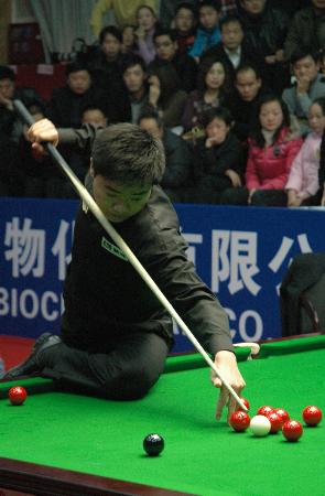 体育德甲：科隆客场3-2险胜奥格斯堡 仅差安全区1分