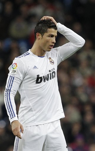 给了他一张 给了他一张