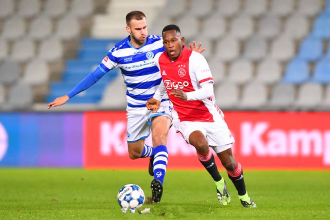 卡佩羅：莫塔師從安帥穆帥等大師，豪門未來選擇他不會錯！.